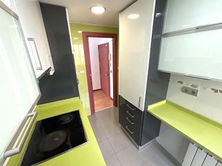 Piso en venta en Juan de la Cierva en Getafe