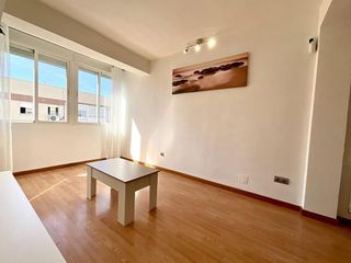 Piso en venta en Juan de la Cierva en Getafe