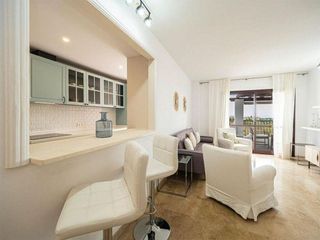 Piso en venta en Lomas de Marbella Club - Puente Romano en Marbella