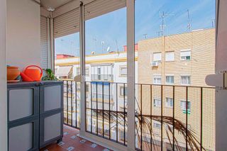 Piso en venta en Pedro Salvador - Las Palmeritas en Sevilla