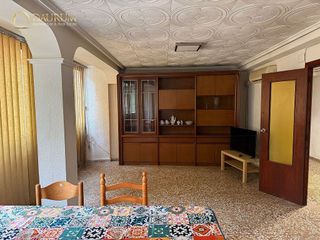 Piso en venta en El Mercado en Manises