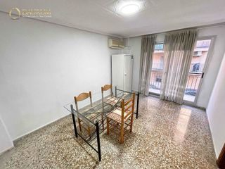 Piso en venta en El Mercado en Manises