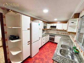 Piso en venta en El Mercado en Manises