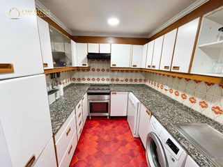 Piso en venta en El Mercado en Manises