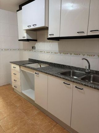 Piso en venta en Piscinas en Villarreal