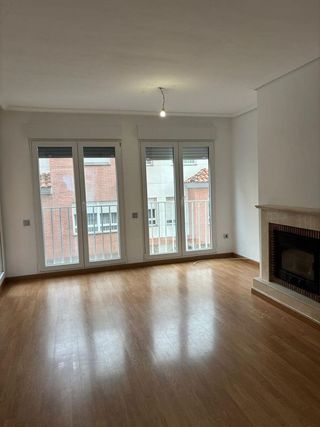 Piso en venta en Piscinas en Villarreal