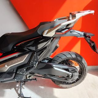 Honda X-Adv 750