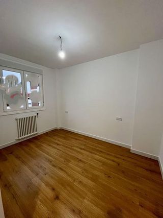 Piso en venta en Universidad en Ourense