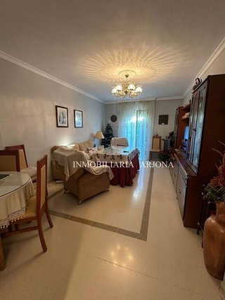 Piso en venta en San Francisco en Lucena
