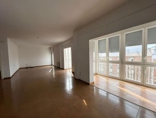 Piso en venta en Centro Histórico - Plaza España en Cádiz