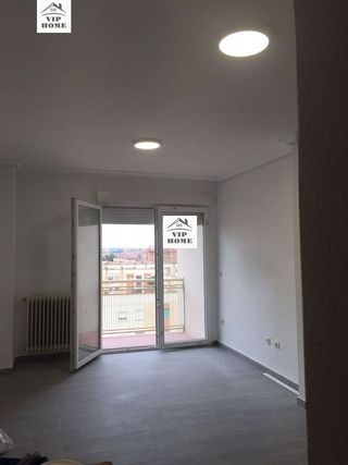 Piso en venta en Hospital - Parque sur en Albacete