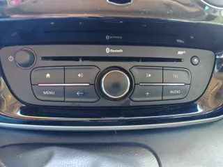 Pantalla R-Link Renault Kangoo Captur