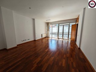 Dúplex en venta en Joc de la Bola - Camps d'Esports - Ciutat Jardí - Montcada en Lleida