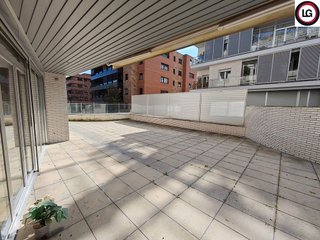 Dúplex en venta en Joc de la Bola - Camps d'Esports - Ciutat Jardí - Montcada en Lleida