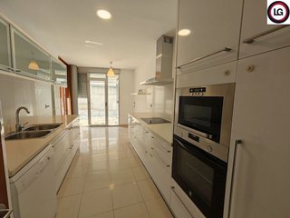 Dúplex en venta en Joc de la Bola - Camps d'Esports - Ciutat Jardí - Montcada en Lleida