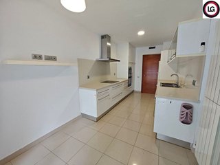 Dúplex en venta en Joc de la Bola - Camps d'Esports - Ciutat Jardí - Montcada en Lleida