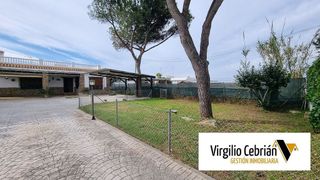 Chalet en venta en Las Tres Piedras - Costa Ballena en Chipiona