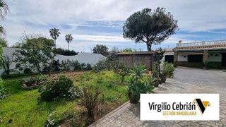 Chalet en venta en Las Tres Piedras - Costa Ballena en Chipiona