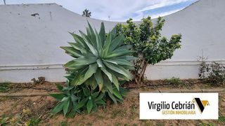 Chalet en venta en Las Tres Piedras - Costa Ballena en Chipiona