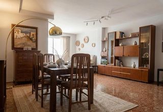 Casa adosada en venta en Centro Ciudad en Manises