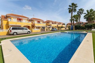 Casa pareada en venta en La Siesta - El Salado - Torreta en Torrevieja