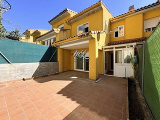 Casa adosada en venta en Buenavista-Valparaíso-La Legua en Toledo