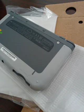New Nintendo 3DS XL Super Nintendo Ed.