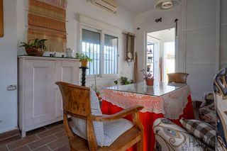 Chalet en venta en Sanlúcar la Mayor