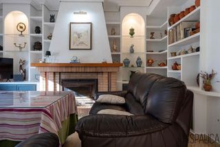 Chalet en venta en Sanlúcar la Mayor