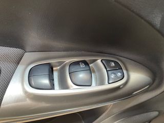 Nissan Juke G E6D-Temp 83 kW (112 CV) 5M/T ACENTA