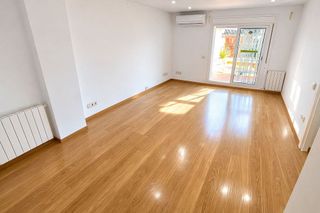 Ático en venta en Riu en Santa Coloma de Gramanet