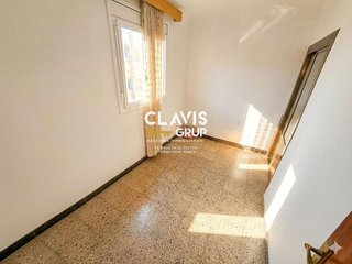 Piso en venta en La Prosperitat en Barcelona