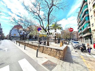 Piso en venta en La Prosperitat en Barcelona