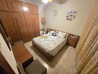 Piso en venta en La Prosperitat en Barcelona