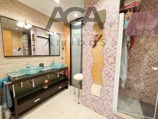 Piso en venta en Montigalà -Sant Crist en Badalona