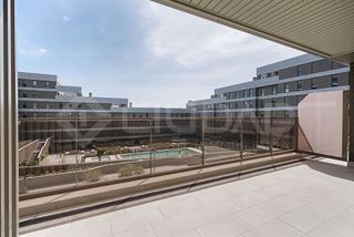 Piso en venta en Aljamar en Tomares