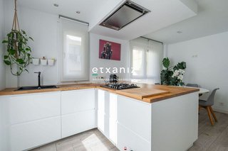 Piso en venta en Aiete en San Sebastián-Donostia