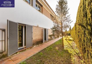 Chalet en venta en Cájar