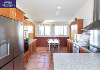 Chalet en venta en Cájar
