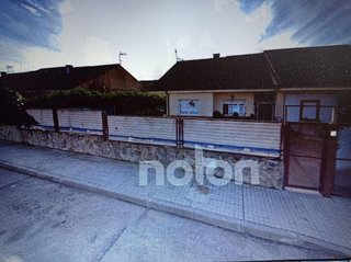 Chalet en venta en Novés