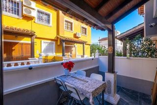 Casa adosada en venta en Torrelamata - La Mata en Torrevieja