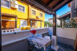 Casa adosada en venta en Beniel
