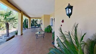 Chalet en venta en Los Cigarrales-La Bastida en Toledo