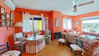 Chalet en venta en Los Cigarrales-La Bastida en Toledo