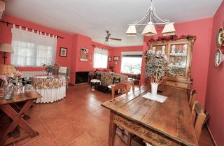 Chalet en venta en Los Cigarrales-La Bastida en Toledo