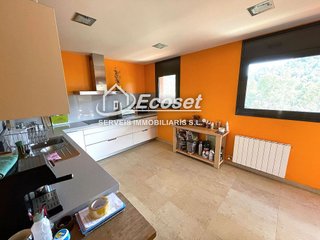 Chalet en venta en Cervelló
