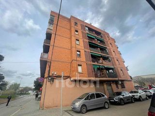 Piso en venta en Canovelles