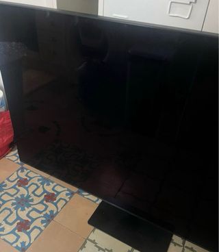 Samsung 65 QLED 8K TV - Para Reparar