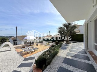 Casa pareada en venta en Sant Pol de Mar