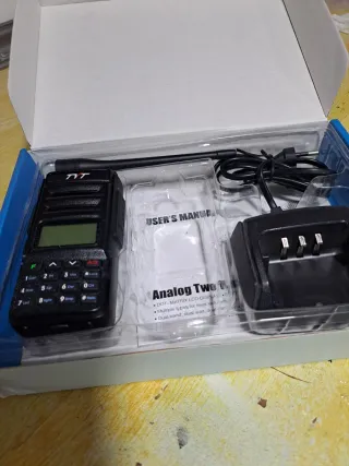 Walkie Talkie TYT 144.250/430.550
